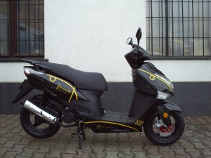 skuter JUNAK 608 - 50 cc